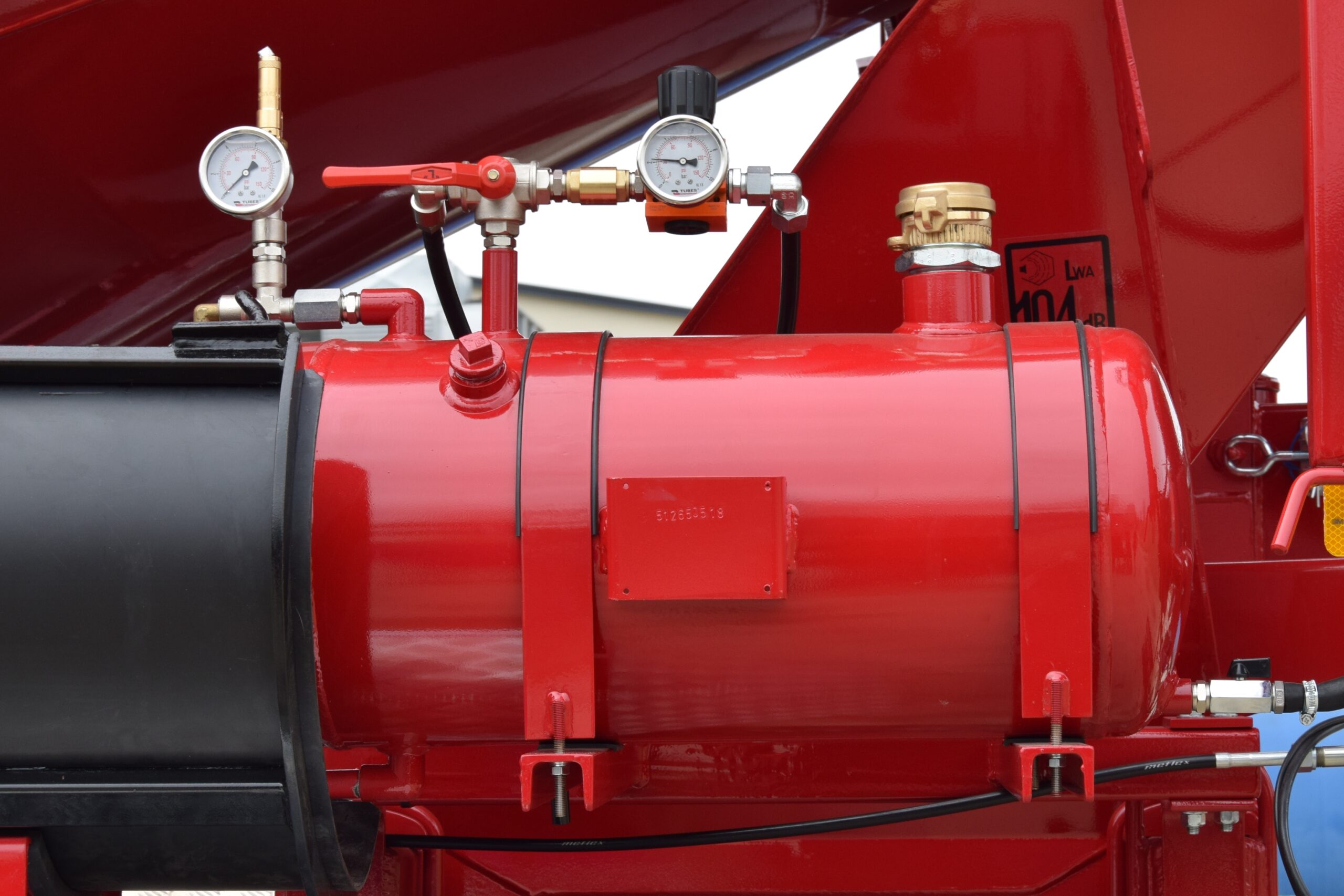 Tank for process fluids>