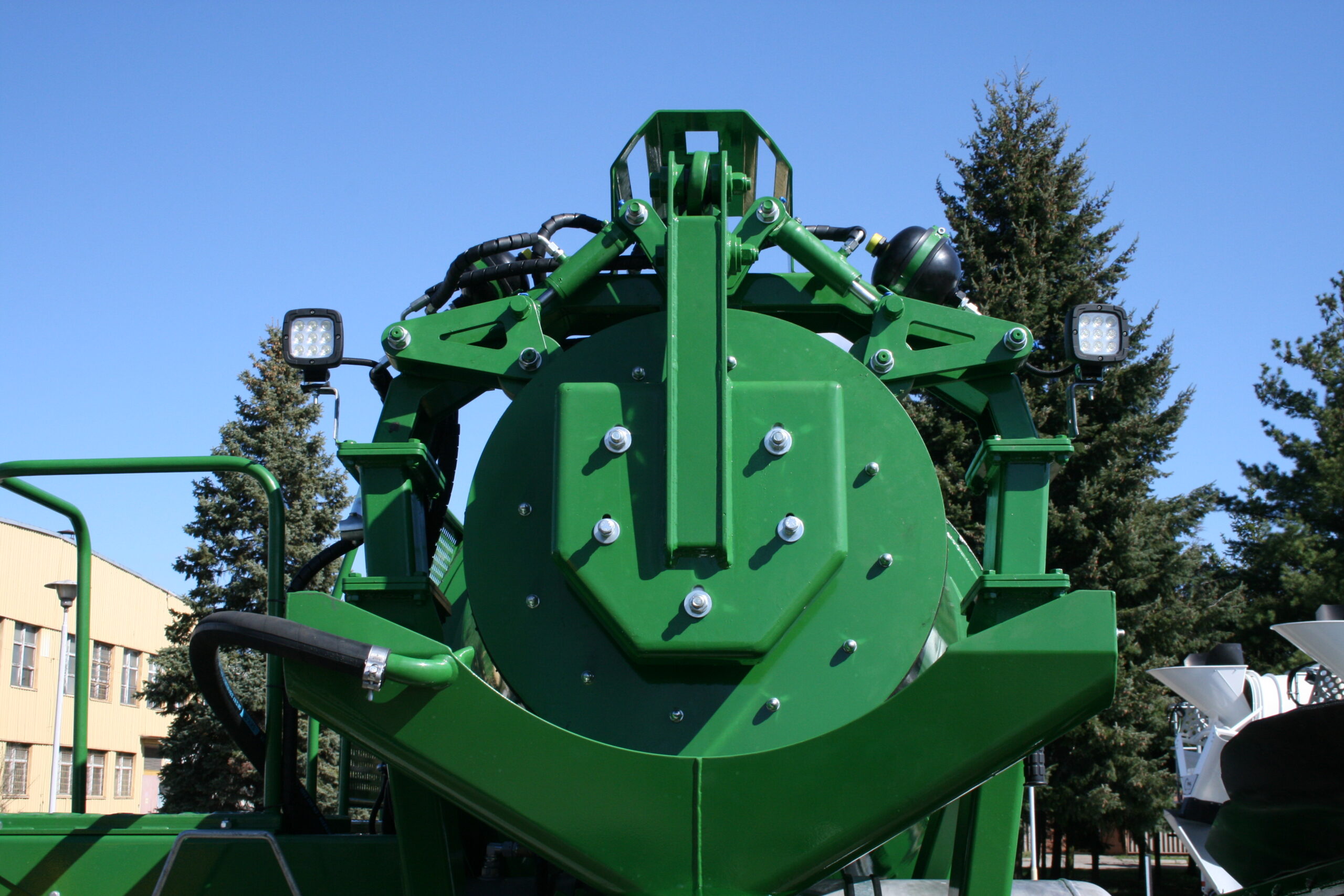 Pokrywa hydrauliczna>